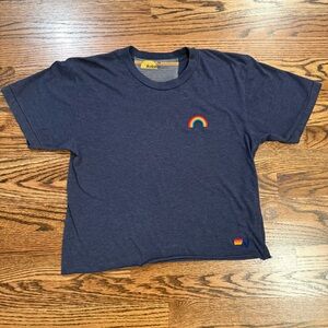 Aviator Nation Tee size medium